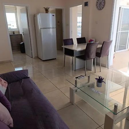 Adalena Court * Paralimni