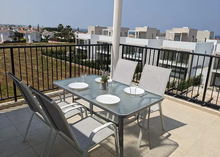 Apartment Adalena Court Paralimni